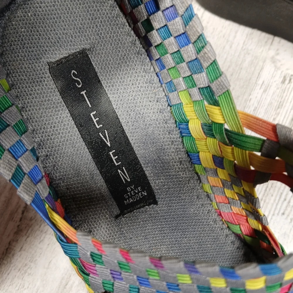 Steven by Steve Madden Brynn Peep Toe‎ Casual Bright Multi Wedges #860